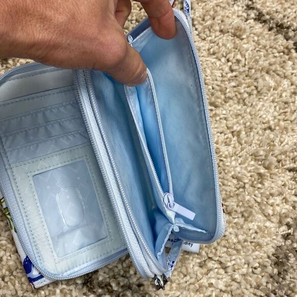 Vera Bradley Anchors Aweigh RFID Lighten Up Wallet Crossbody Bag - Picture 6 of 6